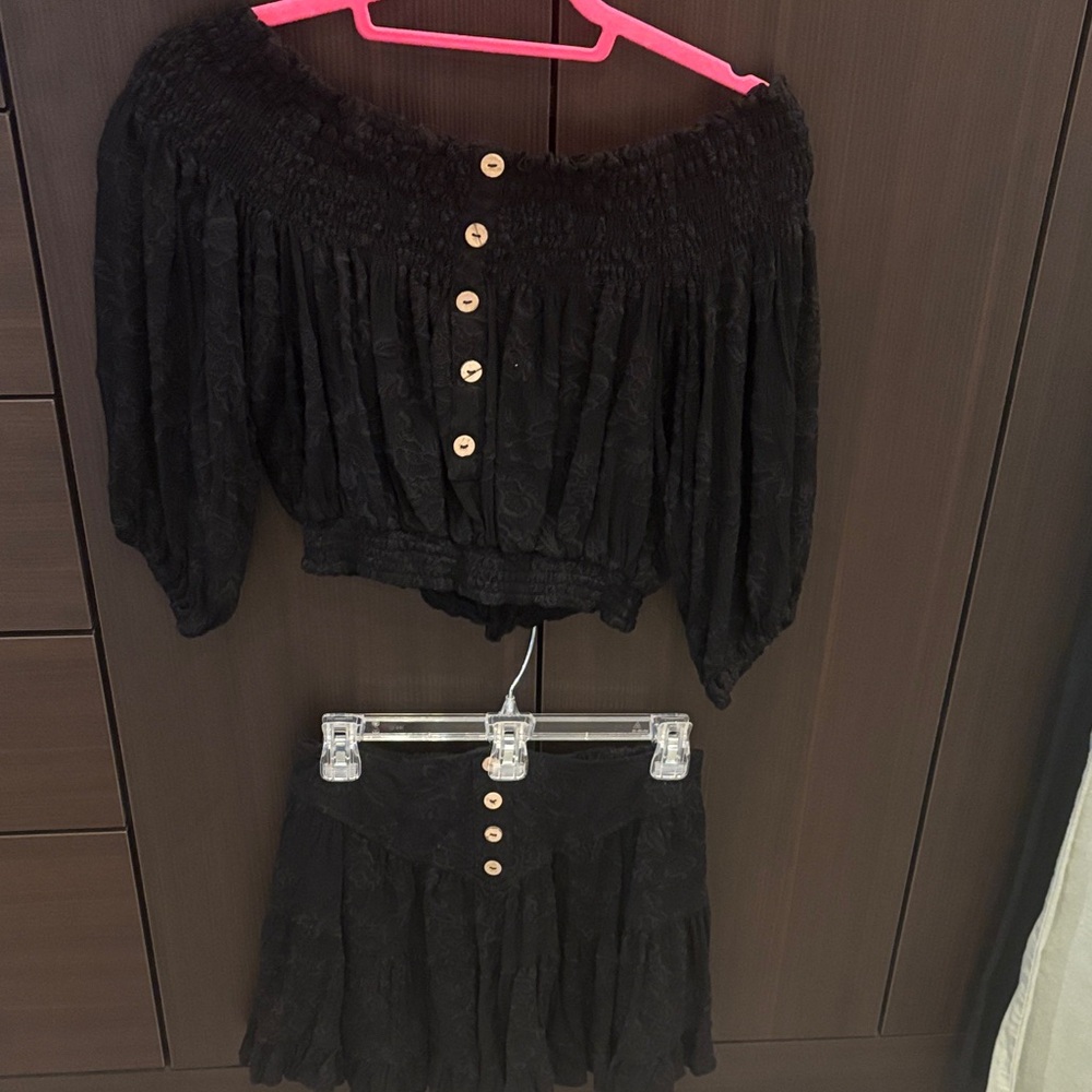 Vintage Havana Black Buttoned Skirt Set